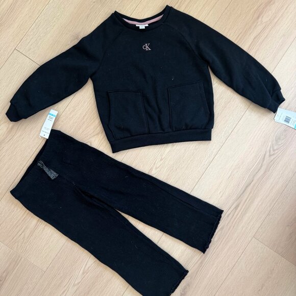 Calvin Klein Girls 2-Piece Set – Size 5T, Sweatshirt + Ribbed Pants, New w/ tags - Picture 5 of 7